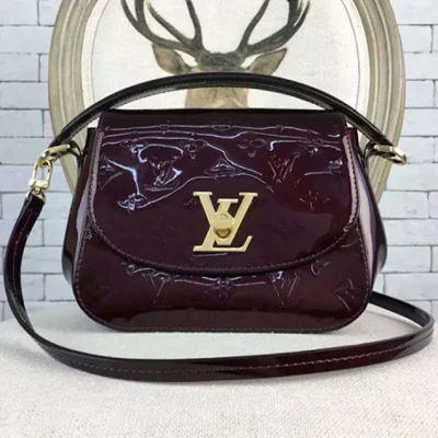 Сумка Louis Vuitton M90942 Pasadena Crossbody Bag Monogram Vernis "Chocolate" фото № 2 Сумка Louis Vuitton M90942 Pasadena Crossbody Bag Monogram Vernis "Chocolate" фото № 2