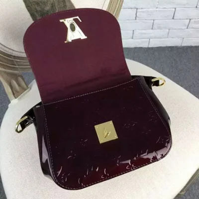 Сумка Louis Vuitton M90942 Pasadena Crossbody Bag Monogram Vernis "Chocolate" фото № 8 Сумка Louis Vuitton M90942 Pasadena Crossbody Bag Monogram Vernis "Chocolate" фото № 8