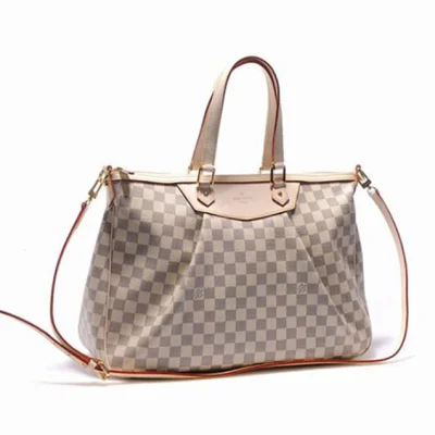 Сумка Louis Vuitton N41111 Siracusa GM Shoulder Bag Damier Azur Canvas "White" фото № 2 Сумка Louis Vuitton N41111 Siracusa GM Shoulder Bag Damier Azur Canvas "White" фото № 2