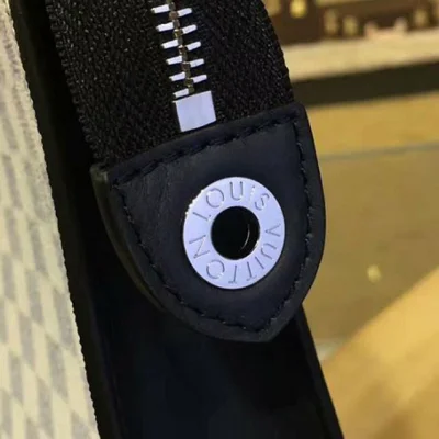 Клатч Louis Vuitton N60049 Pochette Voyage MM Damier Azur Canvas "White" фото № 7