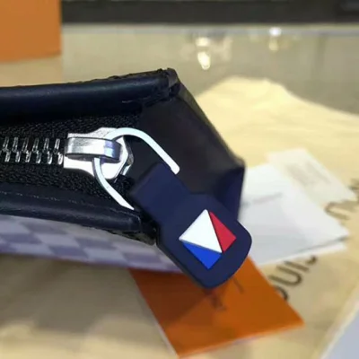 Клатч Louis Vuitton N60049 Pochette Voyage MM Damier Azur Canvas "White" фото № 8