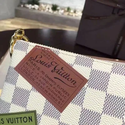 Сумка Louis Vuitton N63078 Pochette Milla MM Damier Azur Canvas "White" фото № 6