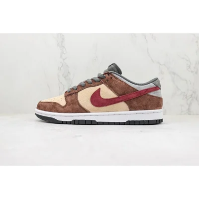 Otomo Katsuhiro x Nike SB Dunk Low Steamboy "Dark Grey/Brown/Red" фото № 2 Otomo Katsuhiro x Nike SB Dunk Low Steamboy "Dark Grey/Brown/Red" фото № 2