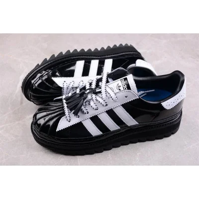 CLOT x Adidas Superstar "Black Crystal Sand" фото № 3