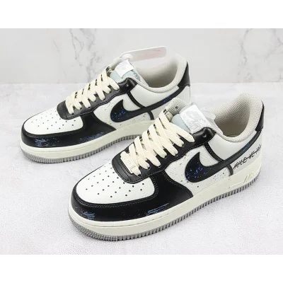 Nike Air Force 1 Low "Hold Me Tight" фото № 5