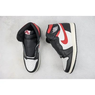 Air Jordan 1 Retro High OG "Gym Red" фото № 7 Air Jordan 1 Retro High OG "Gym Red" фото № 7