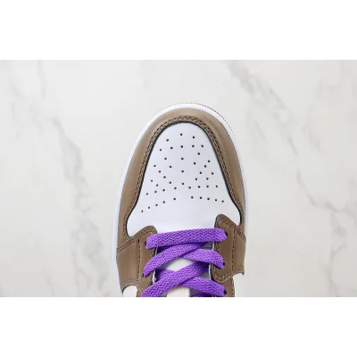 Air Jordan 1 Low "Palomino/Wild Berry" фото № 4 Air Jordan 1 Low "Palomino/Wild Berry" фото № 4