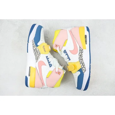 Air Jordan Legacy 312 High "White Coral French Blue" фото № 7 Air Jordan Legacy 312 High "White Coral French Blue" фото № 7