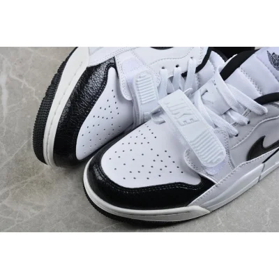 Air Jordan Legacy 312 Low "Panda" фото № 4