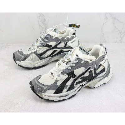Balenciaga Runner "Black/Green/Off White" фото № 5 Balenciaga Runner "Black/Green/Off White" фото № 5