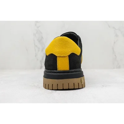 Fendi Roma 2023 "Black/Yellow" фото № 9 Fendi Roma 2023 "Black/Yellow" фото № 9