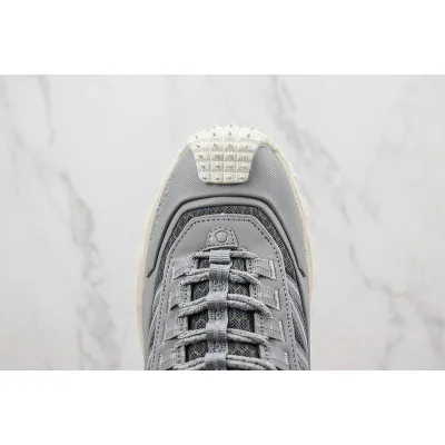 Moncler x Hoka One One Mafate Speed 2 Low "Wolf Grey" фото № 4