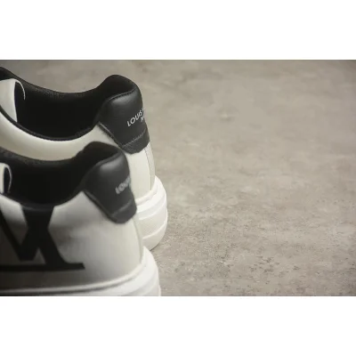 Louis Vuitton Trainer Sneaker "Black/White" фото № 9