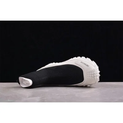 Moncler Trailgrip "Black/White" фото № 3