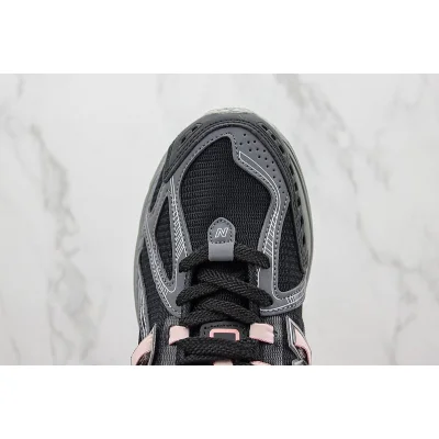 New Balance 1906R "Black/Pink Moon" фото № 4 New Balance 1906R "Black/Pink Moon" фото № 4