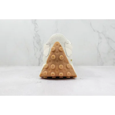 New Balance 327 "Golden Beige" фото № 9