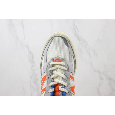 New Balance 990v6 "Madison Square Garden/Bone White" фото № 4