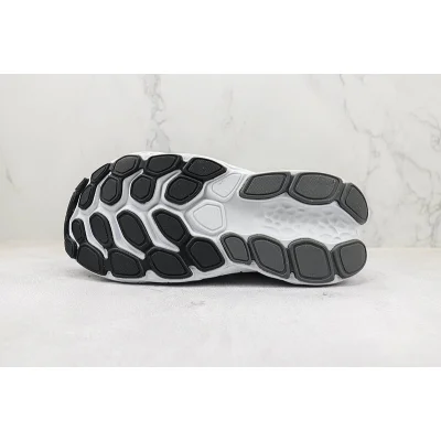 New Balance Fresh Foam X More V4 "Grey/White" фото № 8