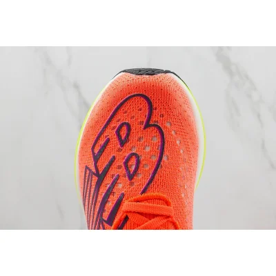 New Balance FuelCell RC Elite V3 "Strike Orange" фото № 4 New Balance FuelCell RC Elite V3 "Strike Orange" фото № 4