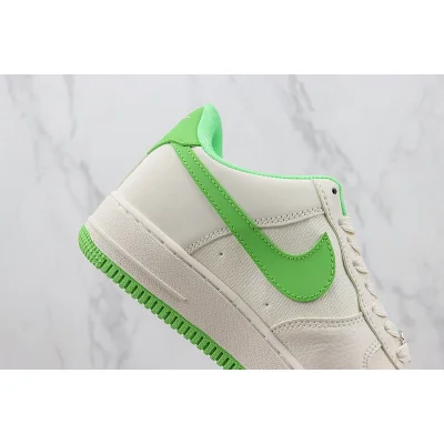 A Bathing Ape x Nike Air Force 1 Low "Apple Green/Off White" фото № 3