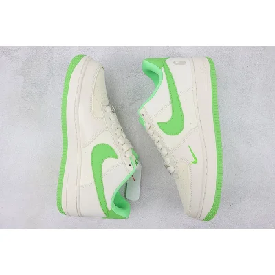 A Bathing Ape x Nike Air Force 1 Low "Apple Green/Off White" фото № 6