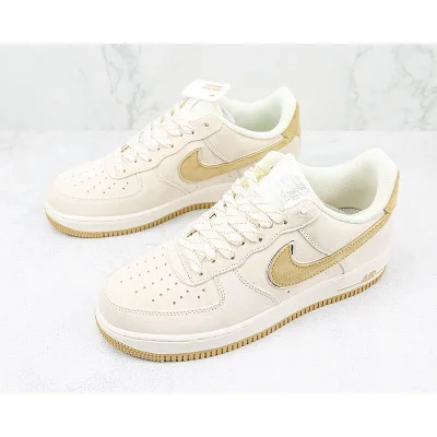 Otomo Katsuhiro x Nike Air Force 1 Low "Creme Brulee" фото № 5 Otomo Katsuhiro x Nike Air Force 1 Low "Creme Brulee" фото № 5