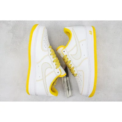 Nike Air Force 1 Low "White/Yellow" фото № 6