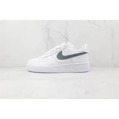 Nike Air Force 1 Low "White/Glitter Swoosh Green" фото № 2