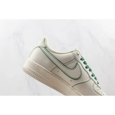 Nike Air Force 1 Low "Cream/Dark Green" фото № 3 Nike Air Force 1 Low "Cream/Dark Green" фото № 3