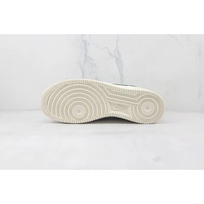 Nike Air Force 1 Low "Cream/Dark Green" фото № 8 Nike Air Force 1 Low "Cream/Dark Green" фото № 8