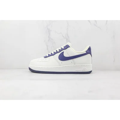 Nike Air Force 1 Low "White/Court Navy Blue" фото № 2 Nike Air Force 1 Low "White/Court Navy Blue" фото № 2