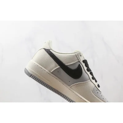 Nike Air Force 1 07 Low "Light Grey/White/Black" фото № 4