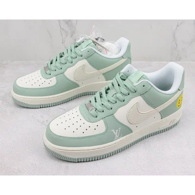 Louis Vuitton x Nike Air Force 1 Low "Cream/Haze Blue/Smile" фото № 5