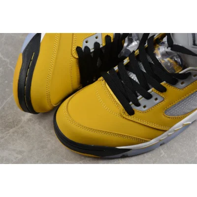 Nike Air Jordan 5 Retro "Tokyo" фото № 7 Nike Air Jordan 5 Retro "Tokyo" фото № 7