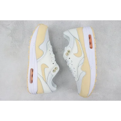 Nike Air Max 1 "Sanddrift" фото № 7