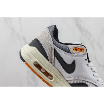 Nike Air Max 1 "Light Bone/University Orange" фото № 4 Nike Air Max 1 "Light Bone/University Orange" фото № 4