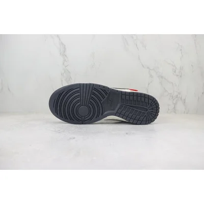 Supreme x Nike Dunk Low "Pearl Bush/Black" фото № 8 Supreme x Nike Dunk Low "Pearl Bush/Black" фото № 8