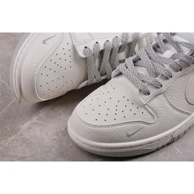 Nike Dunk Low "Triple White" фото № 4