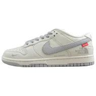 The North Face x Nike SB Dunk Low Supreme The North Face x Nike SB Dunk Low Supreme