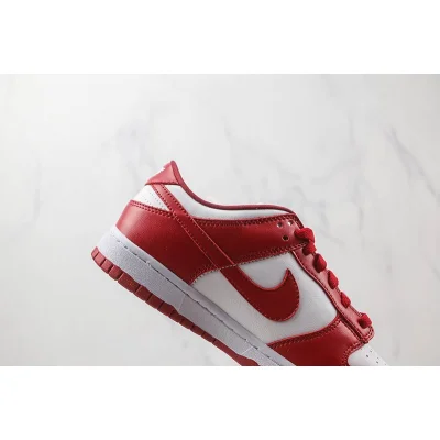 Nike Dunk Low SP "University Red" фото № 4