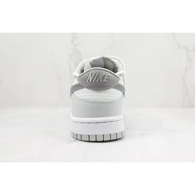 Nike SB Dunk Low "Grey/White" фото № 8 Nike SB Dunk Low "Grey/White" фото № 8