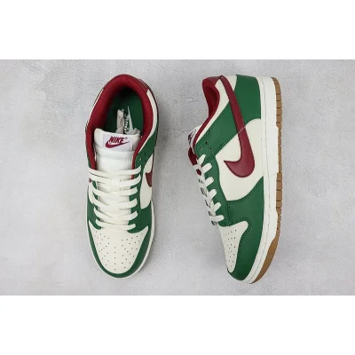 Nike Dunk Low "Gorge Green/Bordo" фото № 7