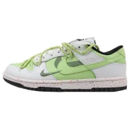 Nike SB Dunk Low Nike SB Dunk Low