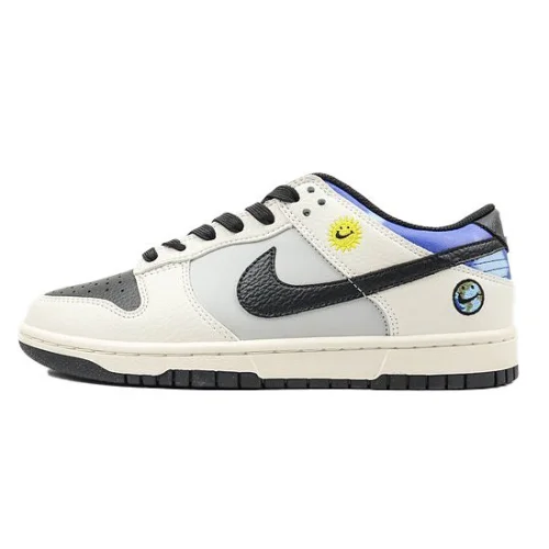 Nike Dunk Low "Blue Sky"