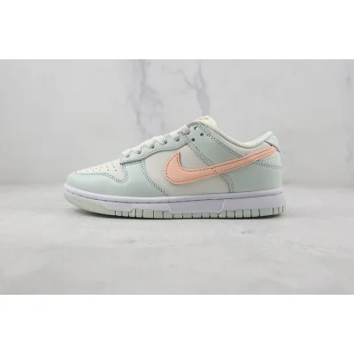 Nike Dunk Low "Barely Green" фото № 2