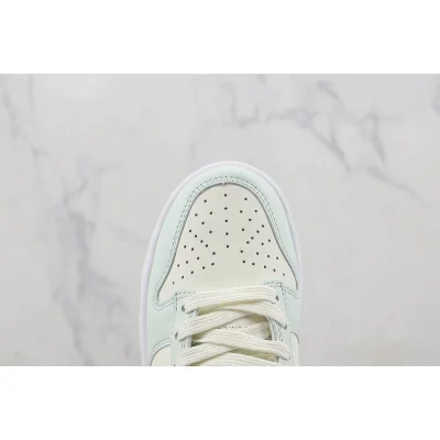 Nike Dunk Low "Barely Green" фото № 4
