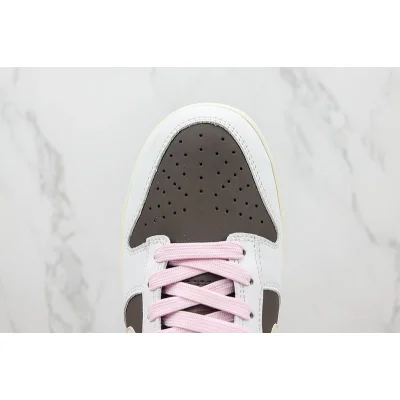 Nike Dunk Low "Reversal Mocha" фото № 4 Nike Dunk Low "Reversal Mocha" фото № 4