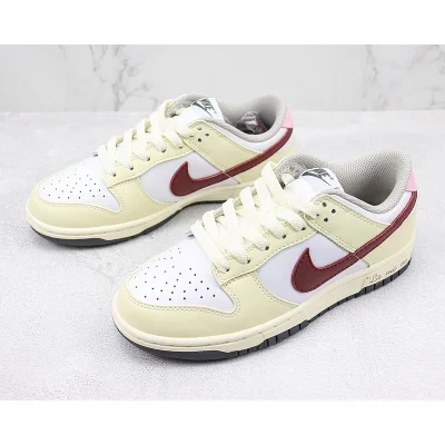 Nike Dunk Low "La vie en rose" фото № 5