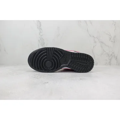 Nike Dunk Low "Black/Fierce Pink" фото № 8 Nike Dunk Low "Black/Fierce Pink" фото № 8