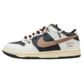 Nike Dunk Low "Bonjour Paris!"